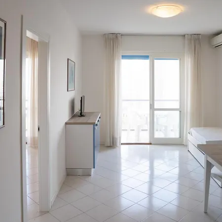 Apartment Vista Mare Con Piscina Mv8 *