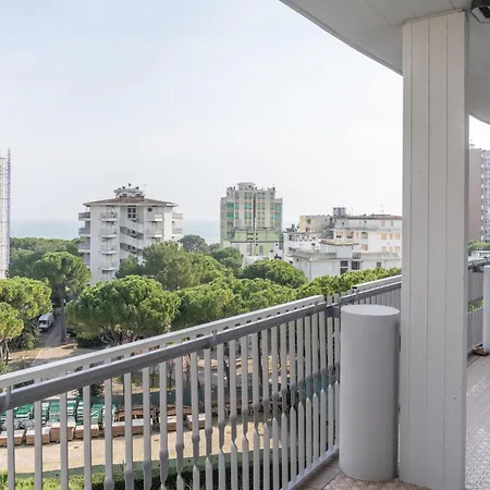Vista Mare Con Piscina Mv8 Apartment Lignano Sabbiadoro